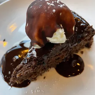 Flourless Chocolate Cake