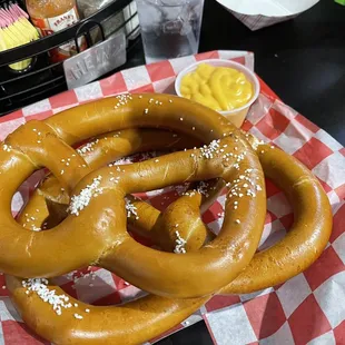 Pretzel with cheese