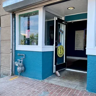 the entrance to the restaurant