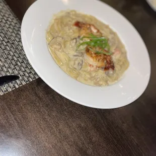 Veggie pasta with shrimp