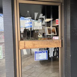 Entrance and business hours.