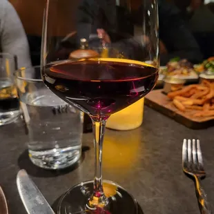 Great Pinot Noir, great music, great vibe