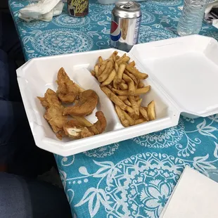 Chicken strips n fries