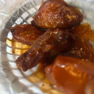 Wings o'sauced with honey garlic