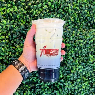 Green Thai Tea (before the shake)