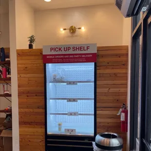 Mobile orders and delivery pick up