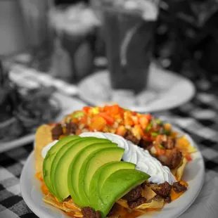 Loaded Nachos @whaevaeats