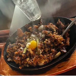 Sizzling Sisig