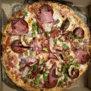 Supreme Round Pizza