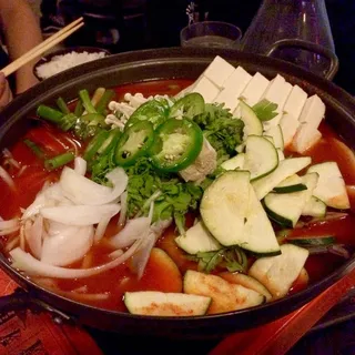 Assorted Seafood Stew Soup