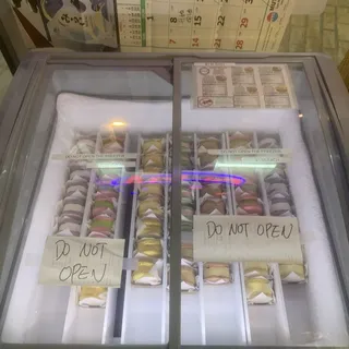 43. Macaron Ice Cream