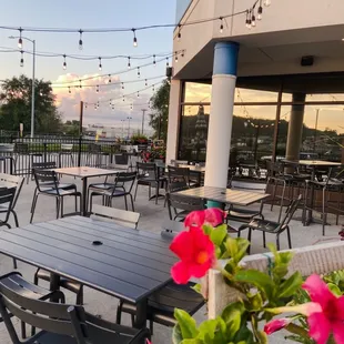 Large Patio. Some tables did have umbrellas.