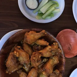 Medium Buffalo Wings!