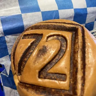 Love the branding of the bun. So fun!