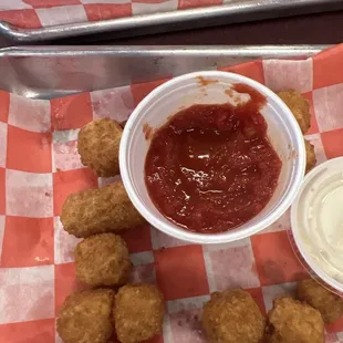 Spicy Cheese Cubes