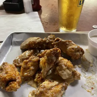 Garlic Parmesan Chicken Wings and a tall Michelin Ultra!