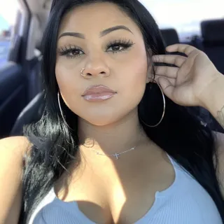 Alexandra R.