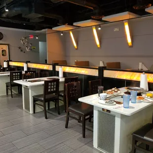 sushi and sashimi, interior