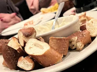 Oscar's Alehouse