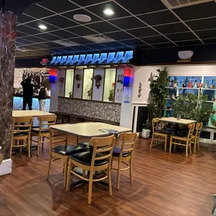 ramen and noodles, interior