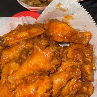 Hot 20 Wings and Steak fries