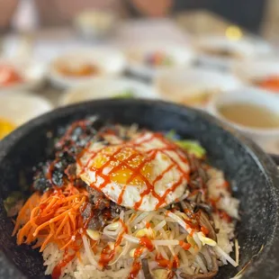 Dolsot bibimbap