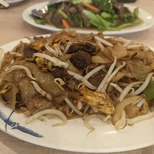 Beef chow fun dry