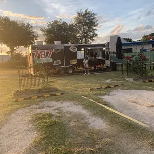 787 Monfongo Food Truck