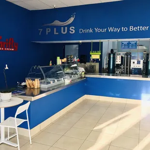 Great taste purified water and Alkaline water!!
And Thrifty Ice cream!!