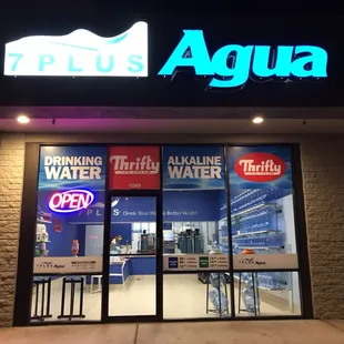 Our store like to be your favorite place~~!