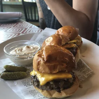 7th and Carson Sliders Lunch