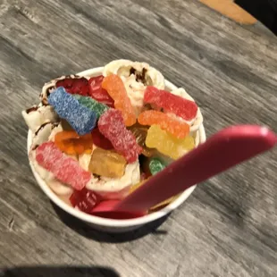 They have rolled icecream