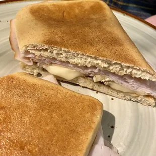 Toast Turkey and Cheese