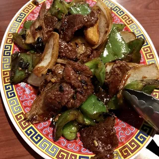 Beef Bell Pepper with Black Bean Lunch Plate