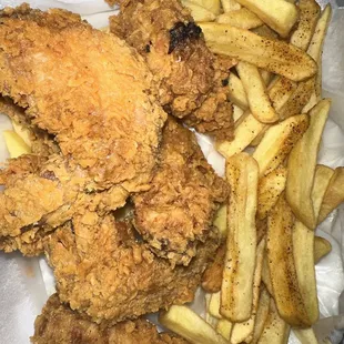6 piece wings + fries