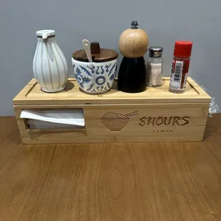 Table condiment barbecue