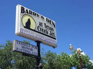 Barry's Den