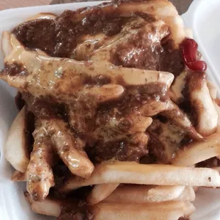 Classic chili cheese fries