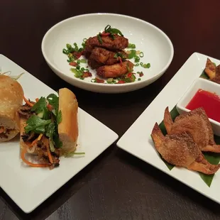 Food at 8 Noodle Bar
