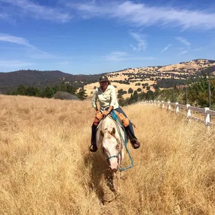 Cathy and Daisy, back drop: the beautiful Folsom Lake trails!