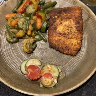 Salmon and vegetables