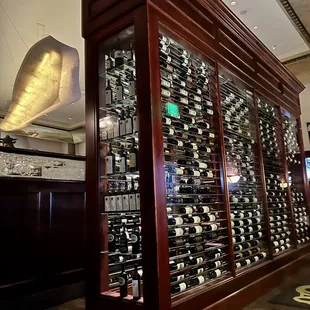 Entrance &amp; wine case