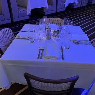 Table setting
