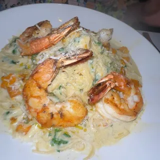 Colossal Shrimp Carbonara