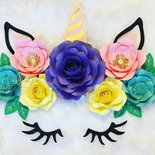 Custom flower unicorn display.