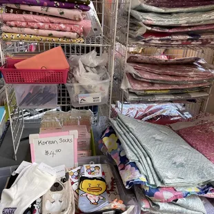 808 Craft &amp; Gift Fairs - socks and blanket from S Korea