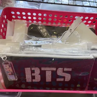 808 Craft &amp; Gift Fairs - BTS zip bag