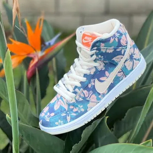 Nike SB Dunk High Pro "Hawaii"