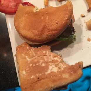 Bottom bun is what they gave me first.