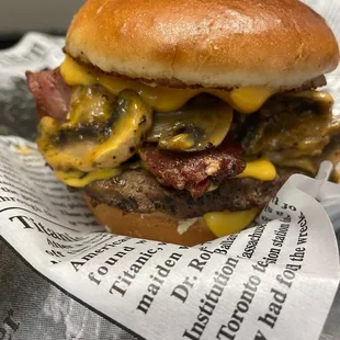 Shroom N Bacon Cheddar Cheeseburger